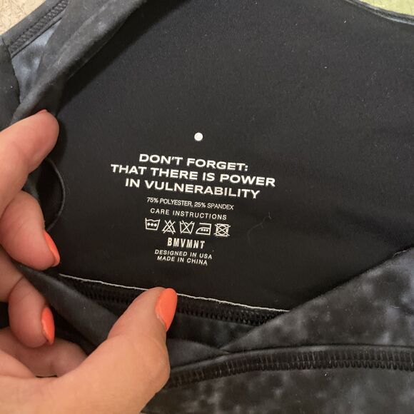 Lot Of 2 Sports Bra Buti Movement Yoga Tops Asymmetrical Straps Gray XS/S - Picture 5 of 7